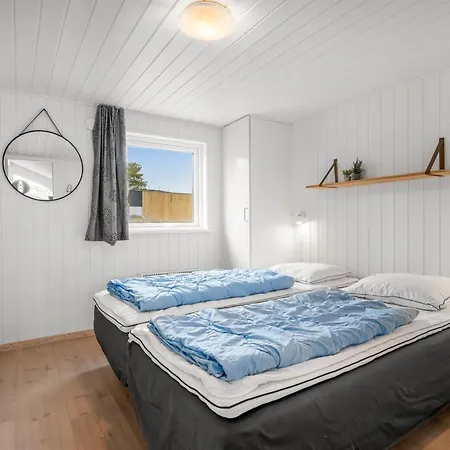 Vakantiehuis Alli - 800m From The Sea By Interhome