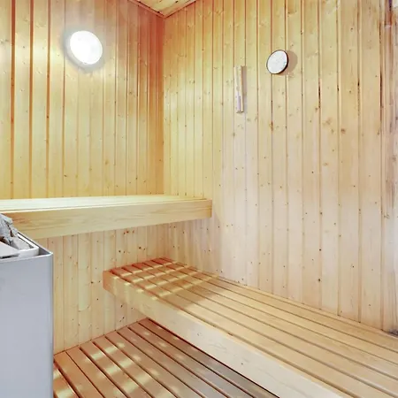 Alli - 800m From The Sea By Interhome